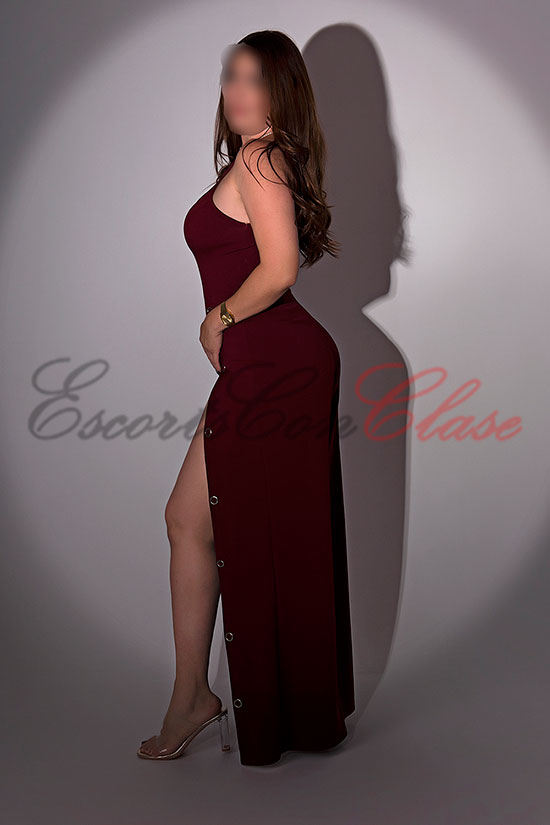 Colombiana grandes pechos naturales los mejores masajes. Corina